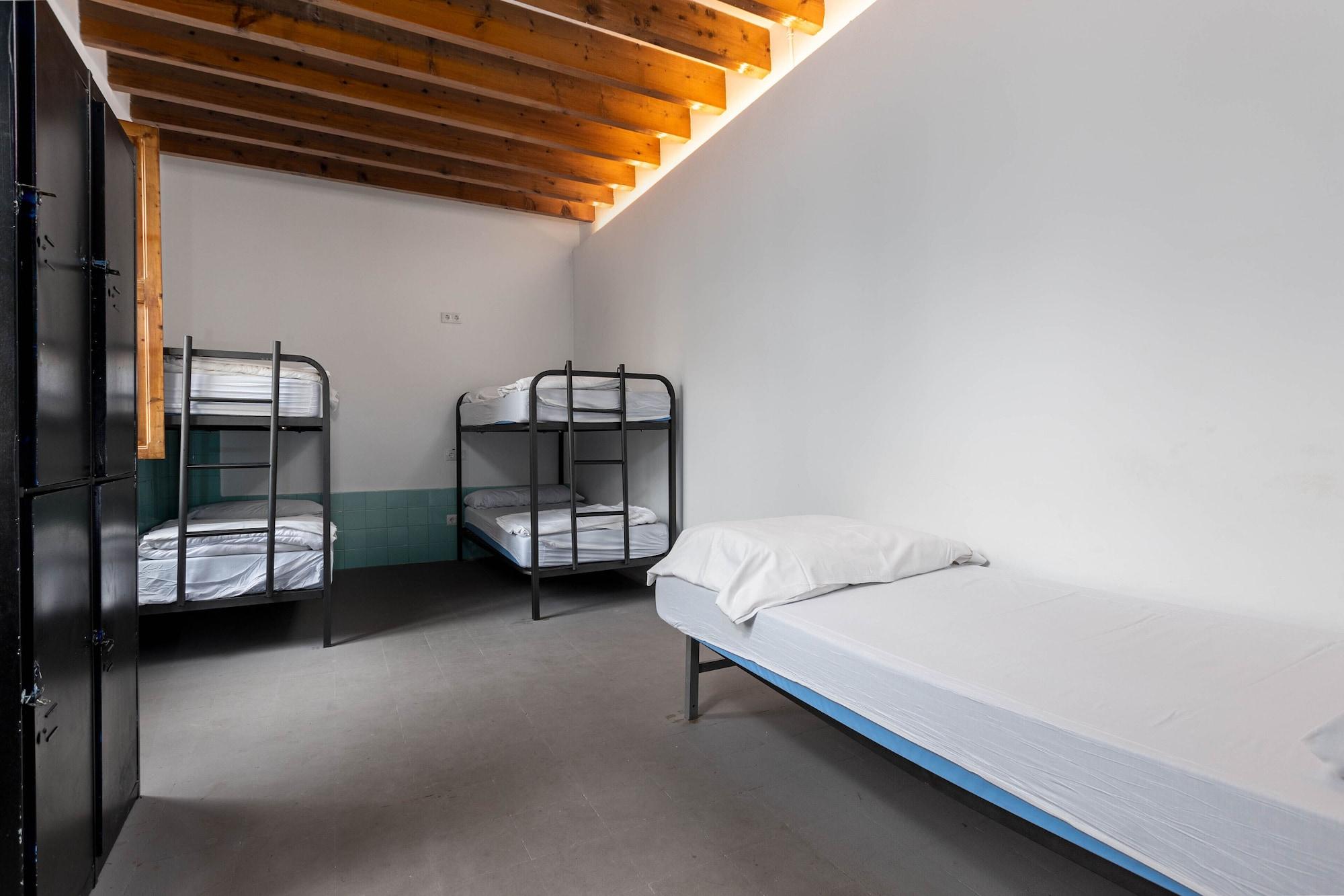 Albergue Urban - Juvenil - Youth *