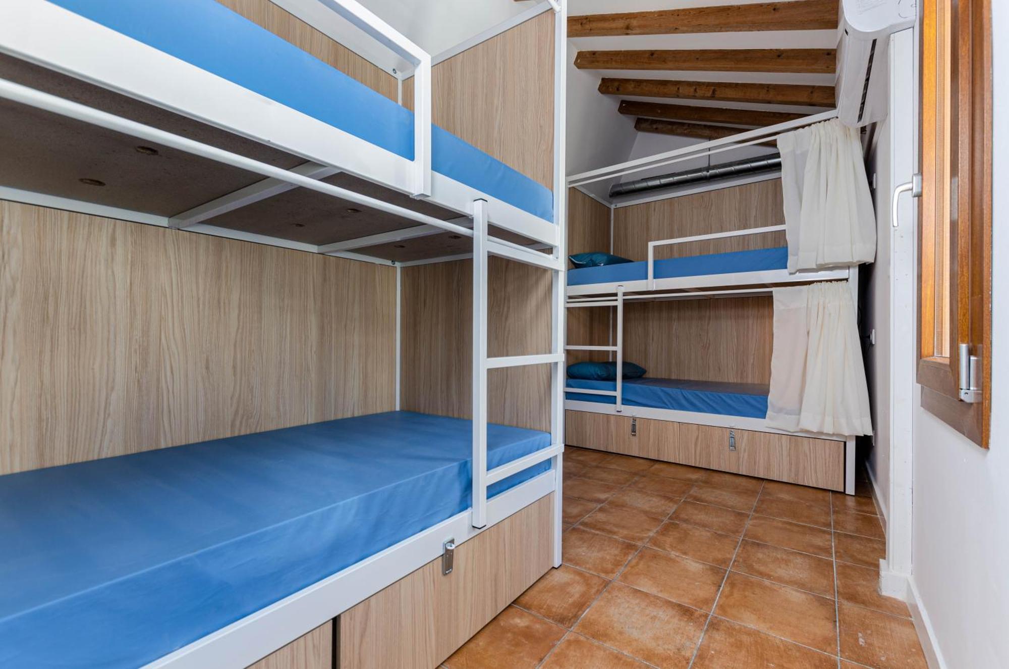 Albergue Urban - Juvenil - Youth *