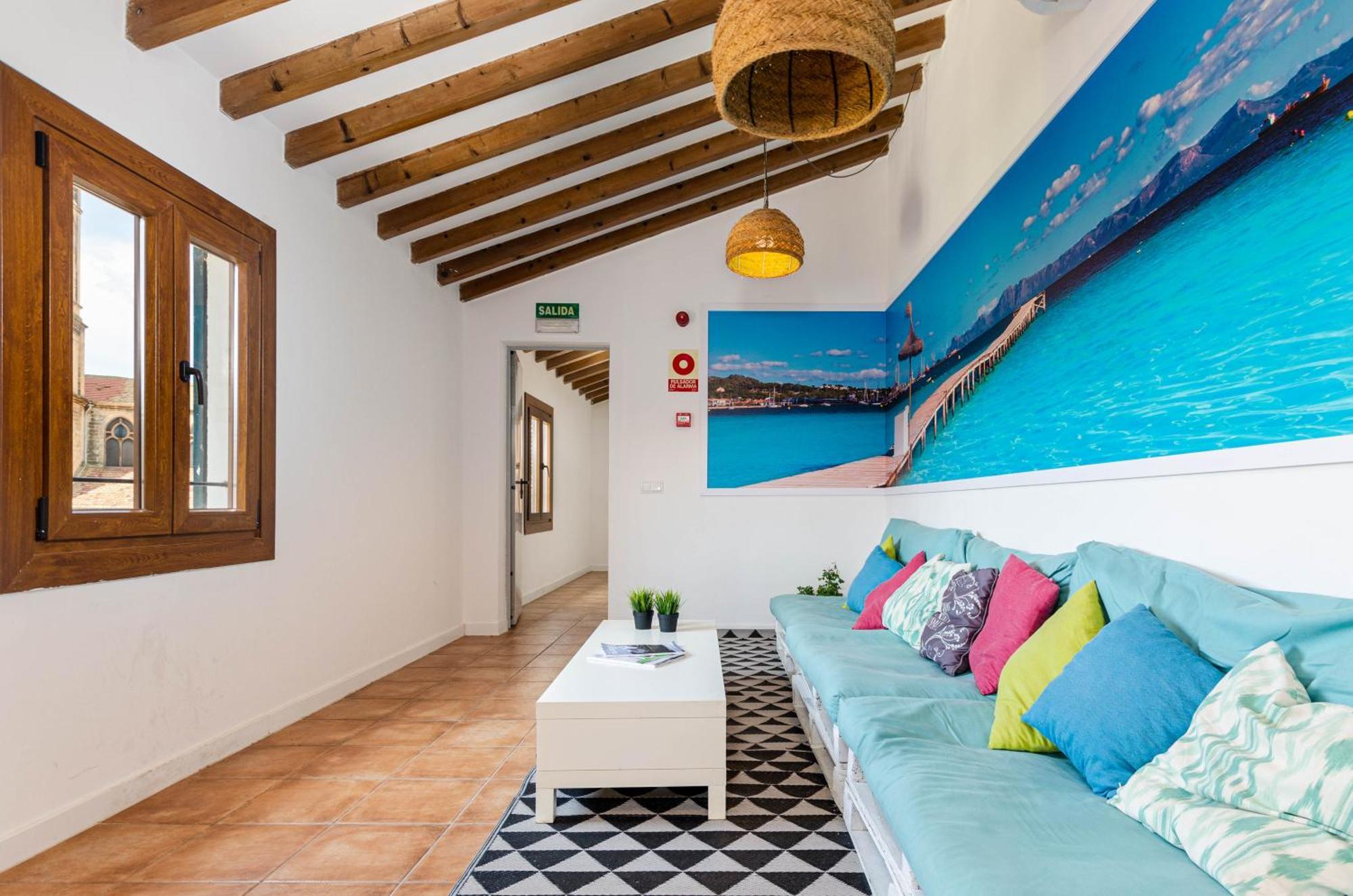 Urban - Juvenil - Youth Albergue